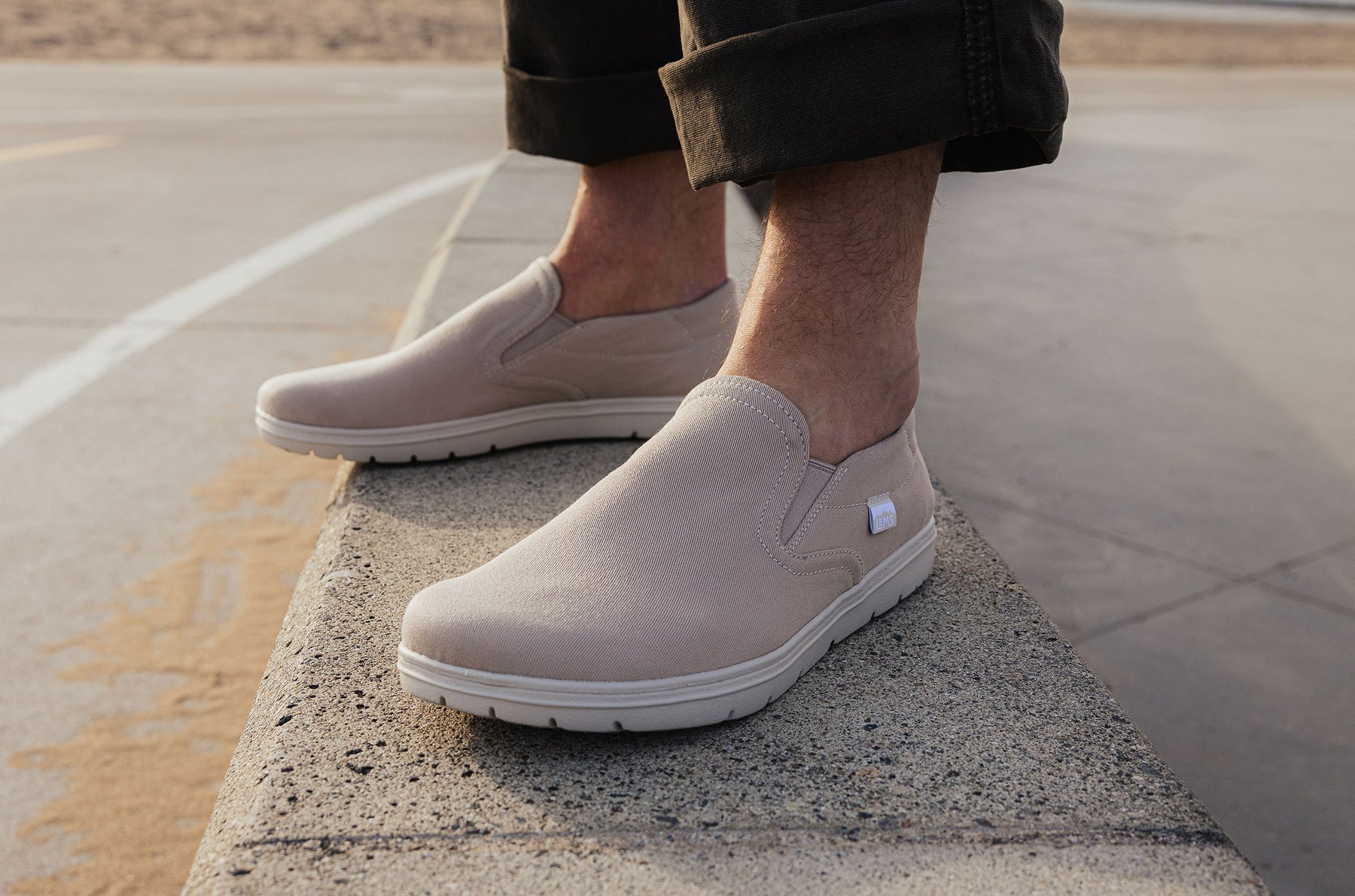 Taupe